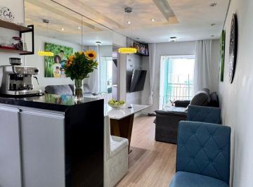 5e3ef224-43a3-4934-bc07-33d17c0e756b · Sensacional apartamento para venda em Centro com 2 quartos, sendo 1 suíte, 55m²
