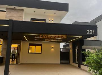 Casa · 250m² · 3 Quartos · 3 Vagas · Casa a venda 03 suites  268m² no Condomínio Loteamento Reserva aruanã