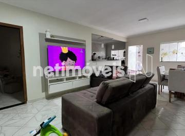 5651a9d6-9761-4701-8667-9589d1087eb1.webp · CASA COM VENTILAÇÃO NATURAL NA RUA 3 DO VICENTE PIRES - 3 QUARTOS SENDO 1 SUÍTE