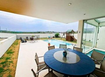 6a4218ed040a361677e4948a5e4ee4f7e3e7021c · Casa com 4 quartos à venda, 476 m² por R$ 3.200.000 - Vossoroca - Votorantim/SP