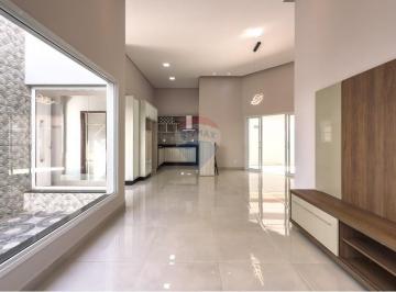 Casa · 169m² · 4 Quartos · 4 Vagas · Casa Térrea 04 dormitórios, 1 suíte à venda por R$ 990.000,00 Condomínio Lagos D'Icarai - Salto/SP