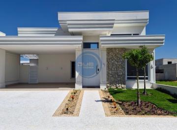 Fachada Clássica · Casa em condomínio à venda em Indaiatuba-SP, Jardim Residencial Dona Maria Candida - 3 suítes, 2 sal