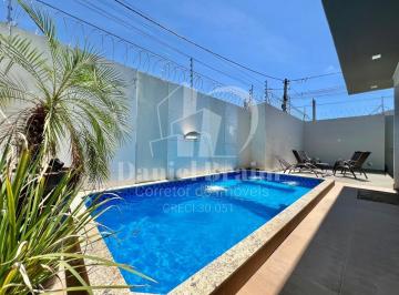Foto 01 · Casa de 3 quartos, sendo 1 suíte, com piscina, no Jardim Vitoria