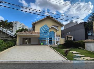 Foto 01 · Casa de Luxo em Condomínio Alphaville Conde II, Barueri-SP: 3 Suítes, 3 Salas, 7 Banheiros, 6 Vagas,
