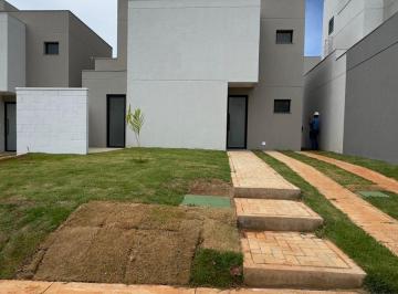 Casa · 121m² · 2 Quartos · Sobrado 2 Quartos para Venda no Jardins Berlim - Goiânia