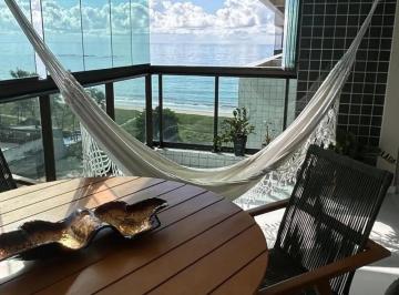 Apartamento · 115m² · 3 Quartos · 2 Vagas · Apartamento à Beira-mar com 3 Quartos e Varanda no Edifício Gran Marine