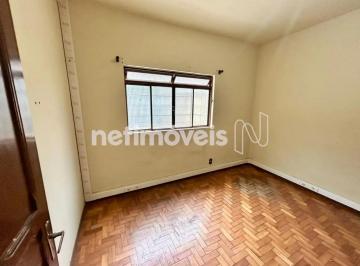 Casa · 586m² · 3 Quartos · 2 Vagas · Casa no Sagrada Família