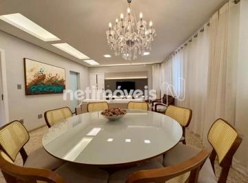 Apartamento · 103m² · 3 Quartos · 2 Vagas · Lindo apartameto 3 quartos, suíte, elevador no Castelo!