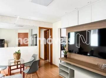 Apartamento · 60m² · 3 Quartos · 1 Vaga · Apartamento 3 quartos no Sagrada Familia.