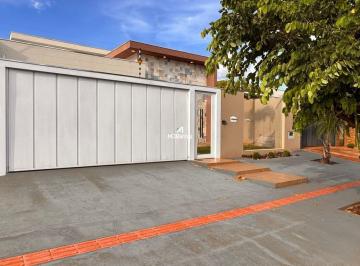 Casa · 145m² · 3 Quartos · 2 Vagas · Excelente casa à venda no Jardim Cristhais em Dourados MS