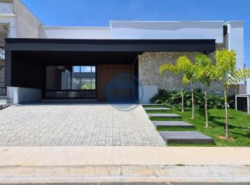Foto 01 · Casa em condomínio: 3 quartos, 3 suítes, 2 salas, 5 banheiros, 4 vagas de garagem, 195m² em Indaiatu