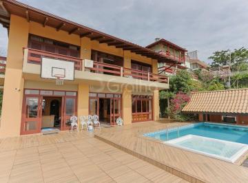 Casa · 410m² · 4 Quartos · 5 Vagas · Casa no Centro de Florianópolis com 410m²