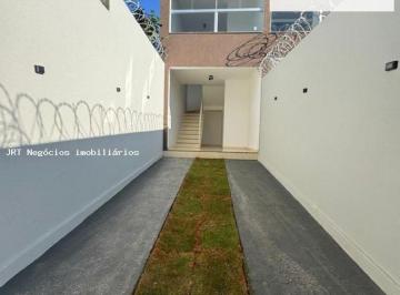 Casa de 3 quartos, Betim · Casa no 2º pavimento a venda no bairro Duque de Caxias II, Betim