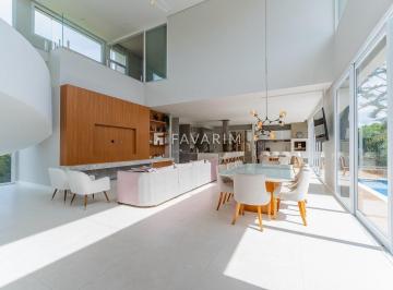 Casa · 374m² · 4 Quartos · 3 Vagas · Casa em Condominio 04 quartos 03 suites no Orleans