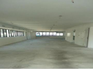 Comercial · 260m² · 4 Vagas · Conjunto comercial com 259,10 m2, 4 Vagas de Garagem.