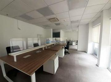 Comercial · 200m² · 6 Vagas · Conjunto comercial com 200m² na Vila Olímpia