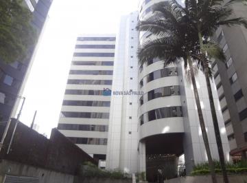 Comercial · 223m² · 5 Vagas · Conjunto comercial em Brooklin.