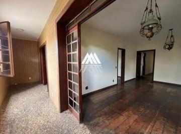 Apartamento · 180m² · 3 Quartos · 1 Vaga · Alugo apartamento com 02 pavimentos no Universitário - Itaúna/MG