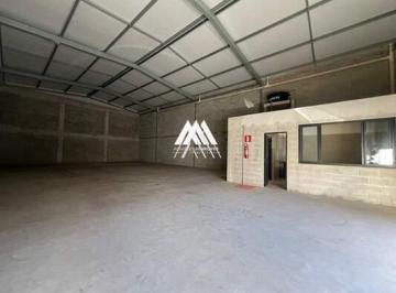 Comercial · 280m² · Alugo galpão em Itaúna com excelente localização!