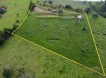 Rural · 30000m² · 2 Quartos · 4 Vagas · Sítio de 30.000m² com vista definitiva e estrutura completa em Passa Tempo/MG.