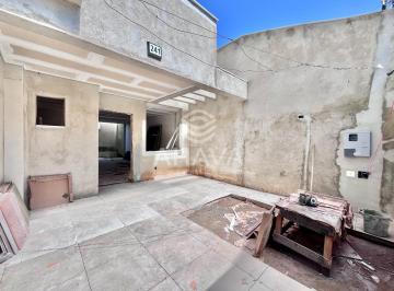 Casa · 130m² · 3 Quartos · 2 Vagas · Casa Geminada 3 Quartos sendo 1 Suíte à Venda, 130m², 2 Vagas, Bairro Itapoã, próximo a Avenida Dout