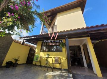 Casa · 103m² · 2 Quartos · 2 Vagas · Sobrado a 500m da Praia, com 2 dormitórios à venda, 103m² por R$610.000 - Indaiá - Caraguatatuba/SP
