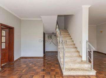 Casa · 500m² · 2 Quartos · 4 Vagas · Casa Sobrado - Itaim Bibi - 2 Dormitórios - 237m².