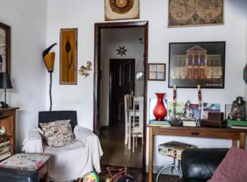 Casa · 200m² · 2 Quartos · 3 Vagas · Casa à Venda - Carlos Prates, 2 Quartos,  200 m2