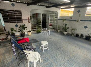 Casa · 100m² · 4 Quartos · 1 Vaga · Casa com 04 quartos em Campo Grande, Recife/PE