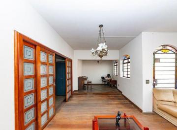 Casa · 240m² · 5 Quartos · 4 Vagas · Casa à Venda - Carlos Prates, 5 Quartos, 240 m2