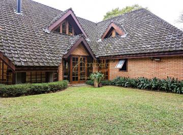 Casa · 650m² · 4 Quartos · 6 Vagas · Casa em condomínio fechado com quadra de tênis , piscina e muita área verde no Alto da Boa Vista