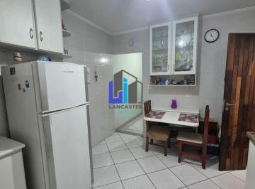 Casa · 74m² · 3 Quartos · 2 Vagas · Sobrado 3 Dorms com Suíte e Excelente Localização