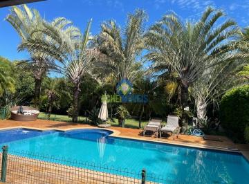 Casa · 438m² · 4 Quartos · 3 Vagas · 🏡 **RANCHO À VENDA NO CONDOMÍNIO COPACABANA**