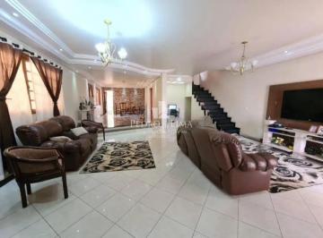 Casa · 475m² · 3 Quartos · 8 Vagas · Sobrado Frontal com 3 dormitórios sendo 1 suíte e 8 vagas no Arthur Alvim
