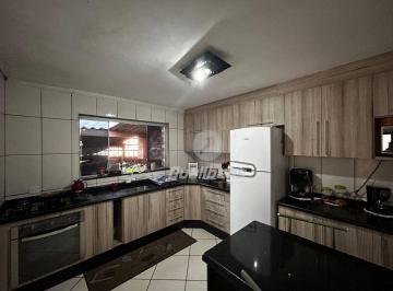 ea7f95a0c38e2c7932e1c93a4c0a1a5c.jpg · Casa com 3 dormitórios à venda, 133 m² por R$ 390.000,00 - Parque Bandeirantes - Mauá/SP