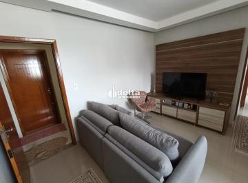 Apartamento · 60m² · 2 Quartos · 2 Vagas · Apartamento com 2 quartos sendo 1 suíte disponível para locação no bairro Santa Mônica em Uberlândia