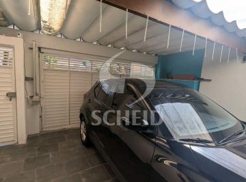 Casa · 128m² · 3 Quartos · 2 Vagas · Sobrado no Campo Grande com 03 dormitórios, corredor lateral, quarto de empregada, 02 vagas