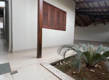 Casa · 260m² · 3 Quartos · 3 Vagas · Casa à venda no bairro Santa Marta - Divinópolis/MG