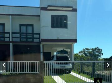 Casa · 120m² · 3 Quartos · 1 Vaga · Casa para alugar no bairro Ferraz - Garopaba/SC