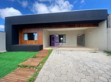 Casa · 240m² · 3 Quartos · 2 Vagas · Linda casa nova com 3 dormitorios sendo 1 suite com um otima localizacao.