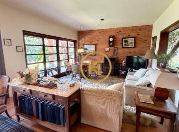 b266bf597e4edfde2c046c76a0ef167d170bf452 · Casa com 3 Quartos(2 Suítes) à venda, 300 m² por R$ 1.700.000 - Condomínio Forest Hills - Granja Via