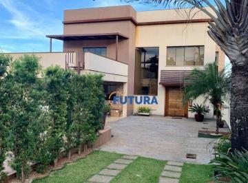 f9a21d025317419a89c890bdad6e0bd5854f3577 · Ótima Casa com 4 Qts 311M2 no Jardim Botanico V