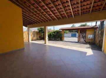 juqkeek2owi5ywy2zjc5yzzj_md · Casa à Venda com 4 quartos, 3 banheiros, 3 vagas e 330m² por R$ 1.200.000