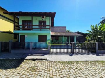 93515c441c6805c66ef123091d03f09d41c1a441 · Sobrado com 2 dormitórios para alugar, 132 m² por R$ 3.000,00/mês - Armação - Penha/SC
