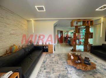 fb33cfa97dcda0b97e821f61743237be.jpg · Sobrado de 215m² com 3 quartos