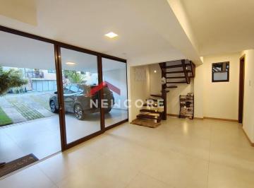 Casa · 166m² · 3 Quartos · 4 Vagas · Sobrado em  Rua Tamburugy - Patamares - Salvador/BA