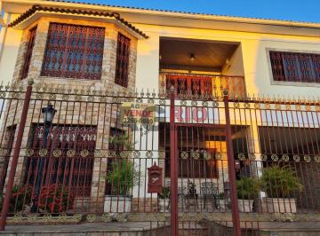 Casa · 501m² · 4 Quartos · 2 Vagas · CASA DUPLEX À VENDA 2 QUARTOS COM SUITE EM JARDIM SULACAP