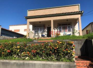 Casa · 288m² · 3 Quartos · 5 Vagas · CASA COM 3 QUARTOS EM VILA VALQUEIRE 