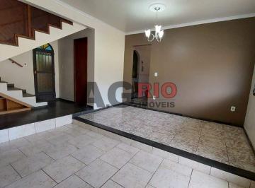 Casa · 150m² · 3 Quartos · 1 Vaga · CASA EM CONDOMÍNIO À VENDA COM 3 QUARTOS EM VILA VALQUEIRE