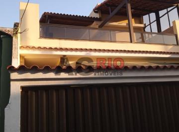 Casa · 47m² · 3 Quartos · 2 Vagas · CASA DE VILA À VENDA COM 3 QUARTOS EM OSWALDO CRUZ